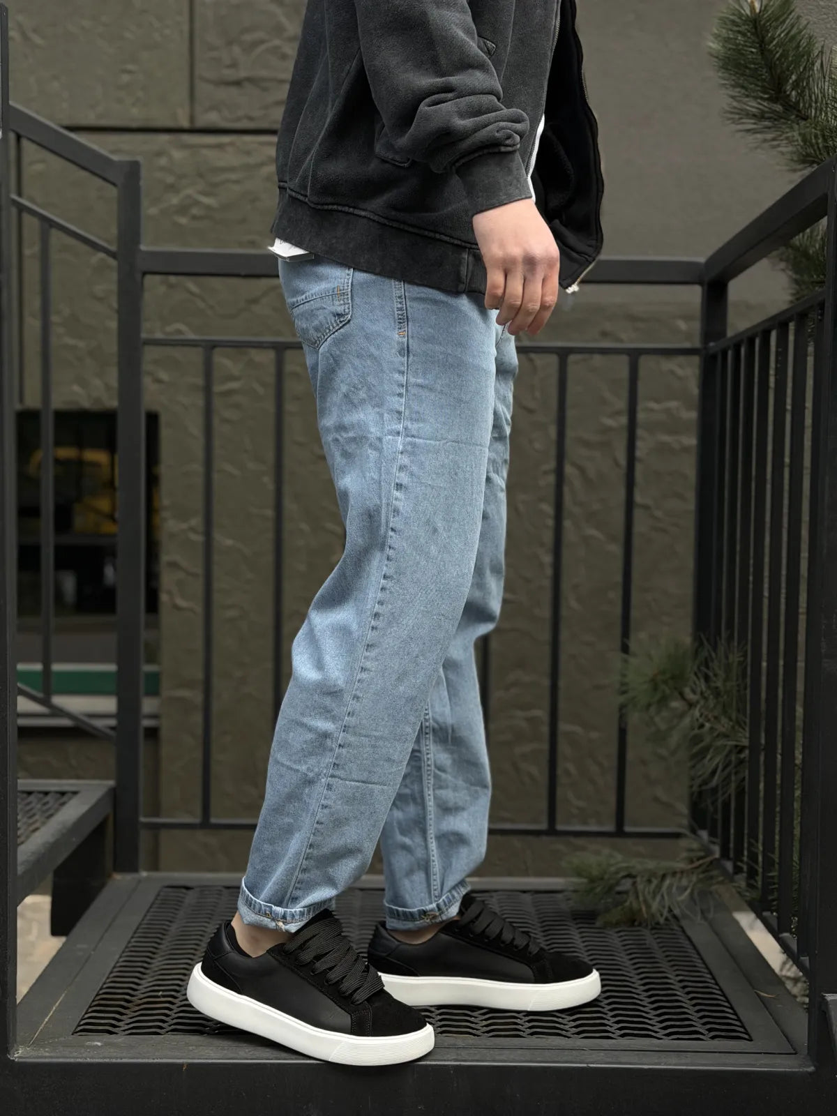 Джинси mom fit