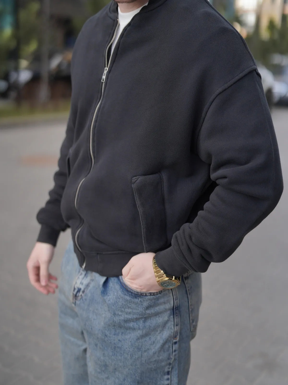 Бомбер